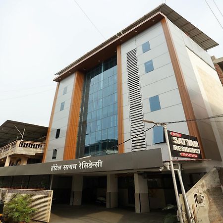 Hotel Satyam Residency Νάβι Μουμπάι Εξωτερικό φωτογραφία