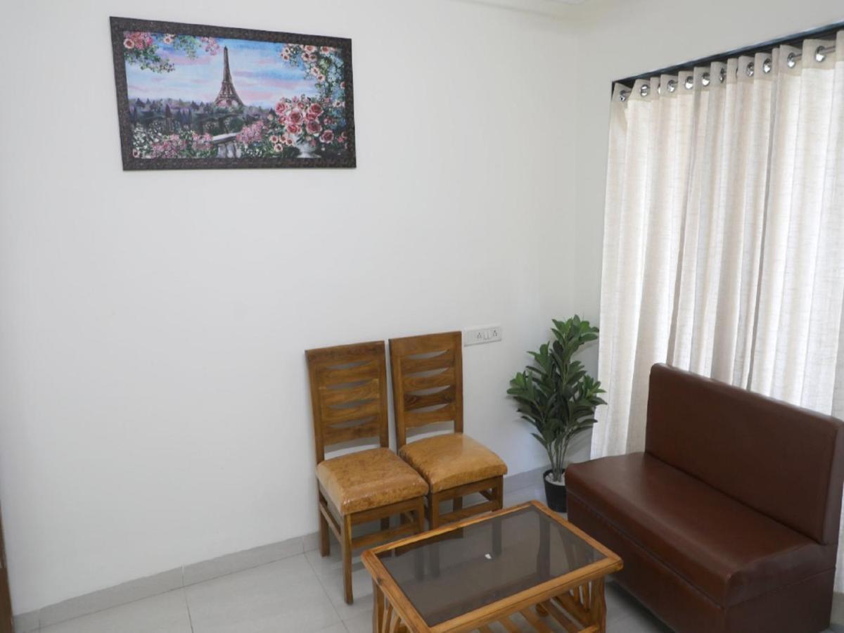 Hotel Satyam Residency Νάβι Μουμπάι Εξωτερικό φωτογραφία