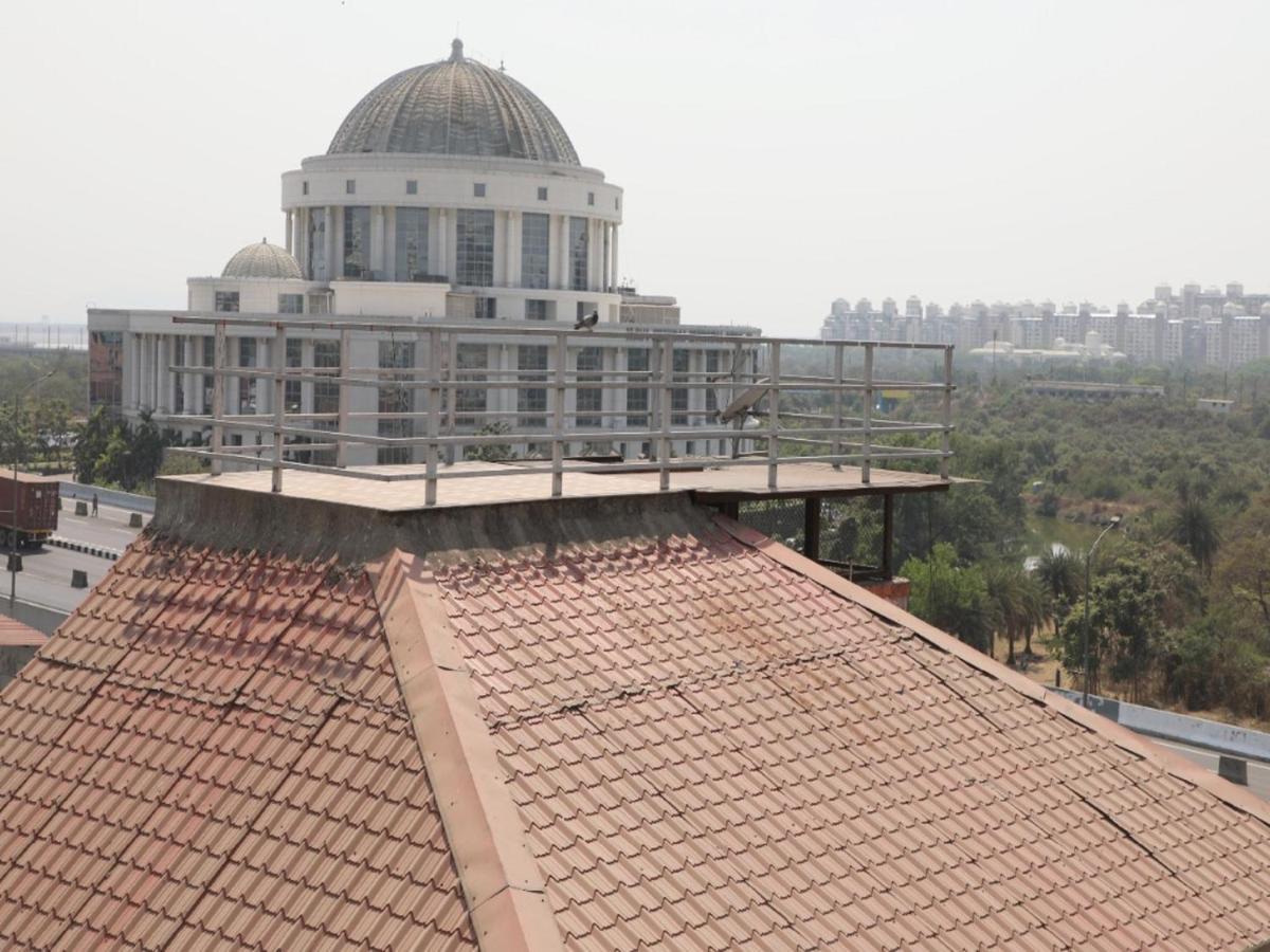 Hotel Satyam Residency Νάβι Μουμπάι Εξωτερικό φωτογραφία