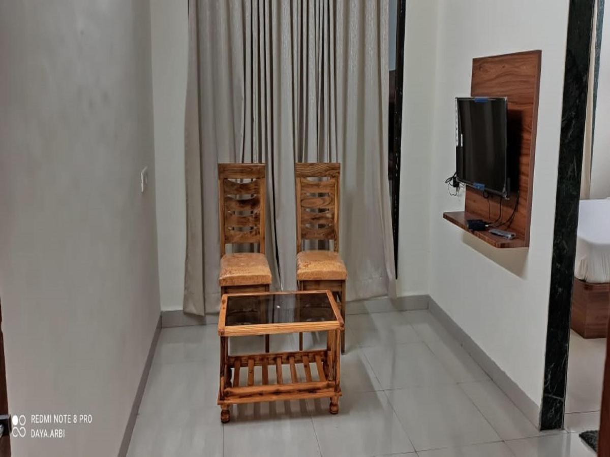 Hotel Satyam Residency Νάβι Μουμπάι Εξωτερικό φωτογραφία