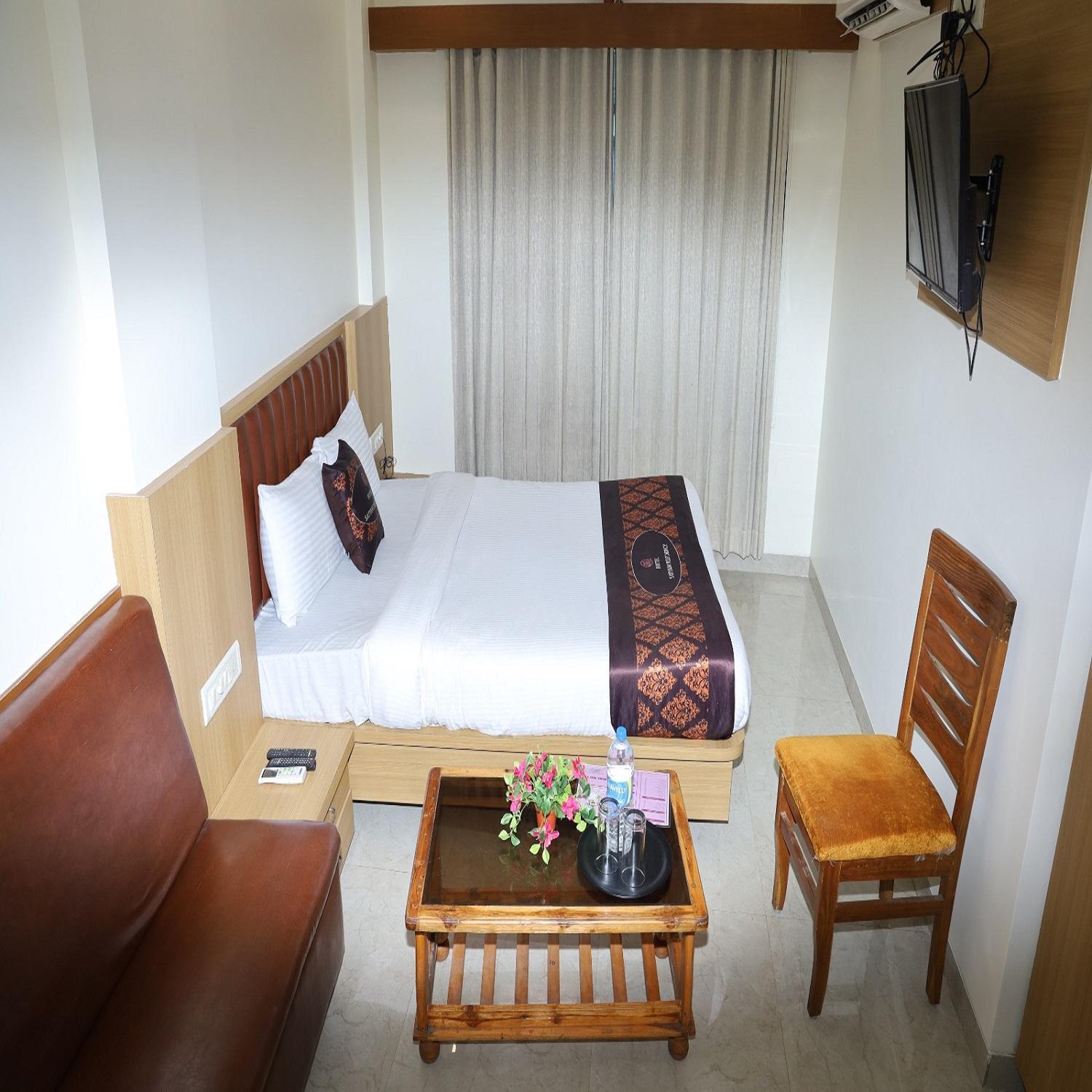 Hotel Satyam Residency Νάβι Μουμπάι Εξωτερικό φωτογραφία